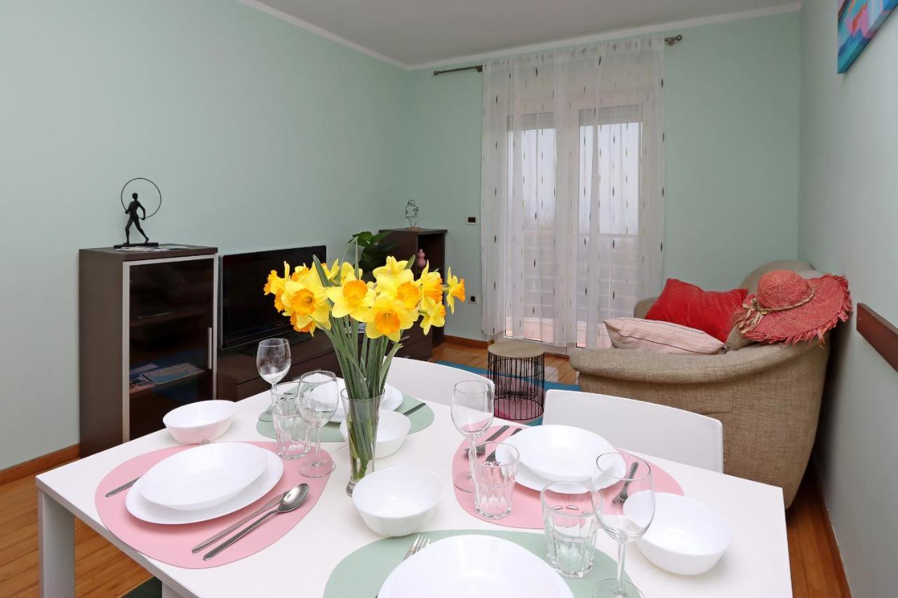 Starry Night - Smart Tv, Extra Big Bed, Big Bathtub, Private Parking, Sea View, Wifi, 2Bedrooms Volosko Kültér fotó